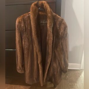 Fur Coat. Ladies L